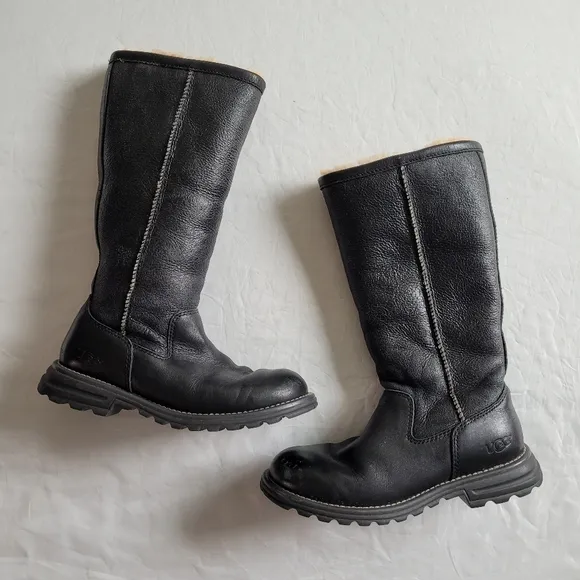 Ugg sherpa lined boots