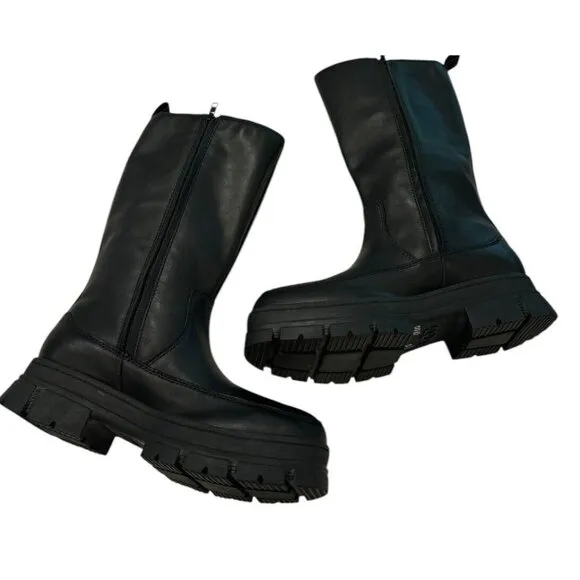 UGG Size 10 ASHTON HIGH CHELSEA LUG SOLE BOOTS 1133881 Black