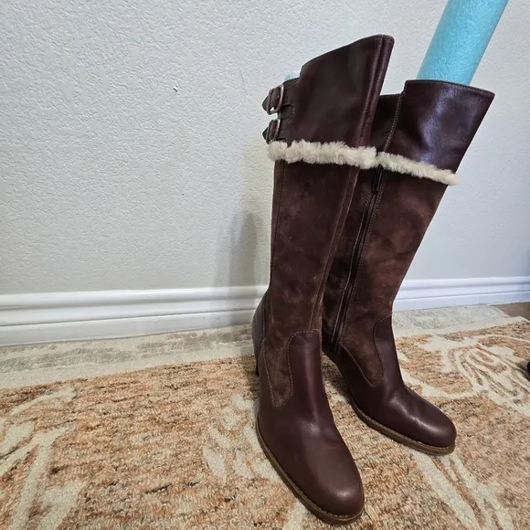 UGG Suede Tall Brown Heeled Boots Size 8