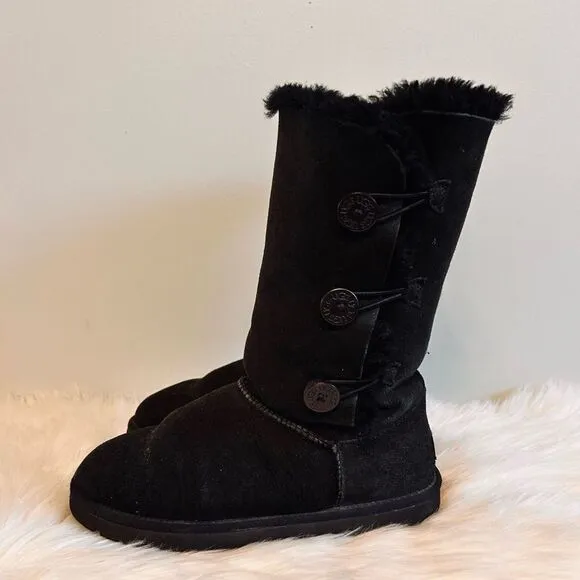 UGG Tall Bailey Button Cozy Warm Black Leather &amp; Sheepskin Bestseller Boots! 🔥
