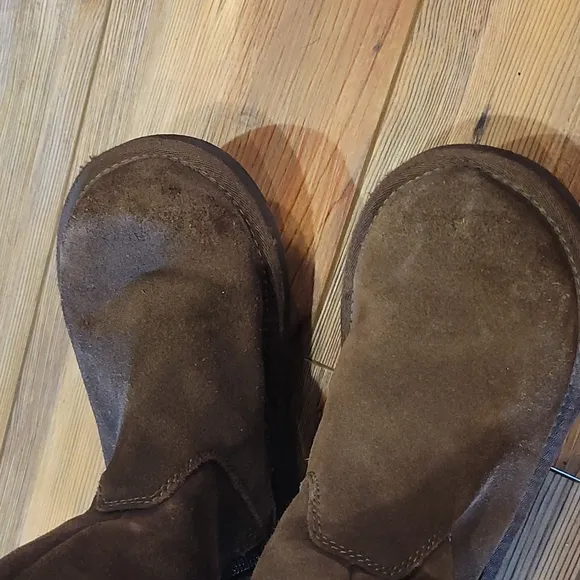 Ugg tall brown boots