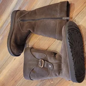 Ugg tall brown boots