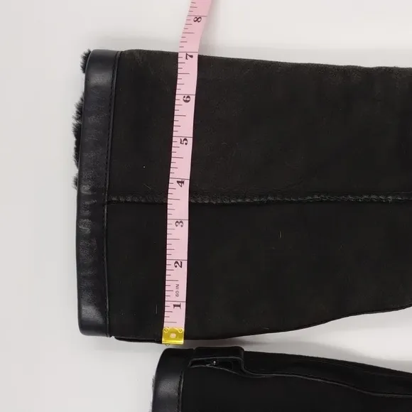UGG women's size 7 black leather suede tall boots under knee pull on fuzzy