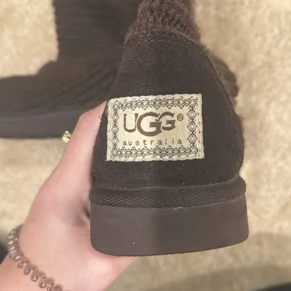 UGG Women’s Tall Dark Brown Boots Knitted with 3 Buttons Size 7