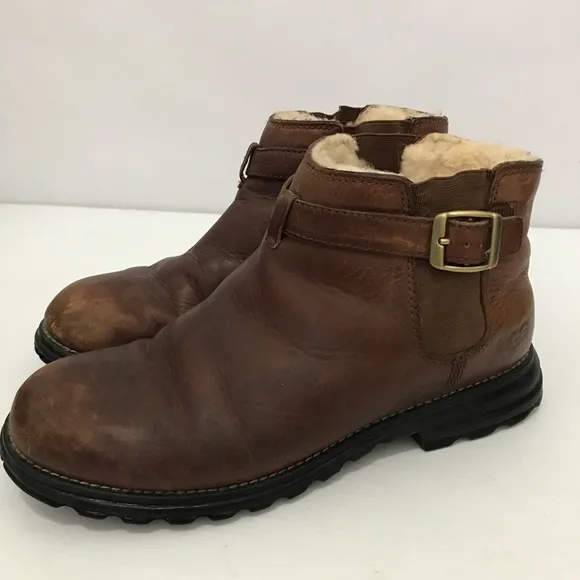 UGGMen's Brown Leather Ankle Boots Size 10