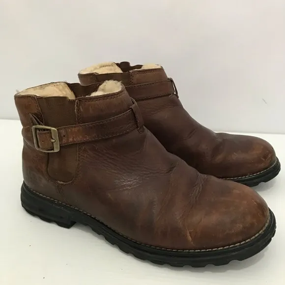 UGGMen's Brown Leather Ankle Boots Size 10