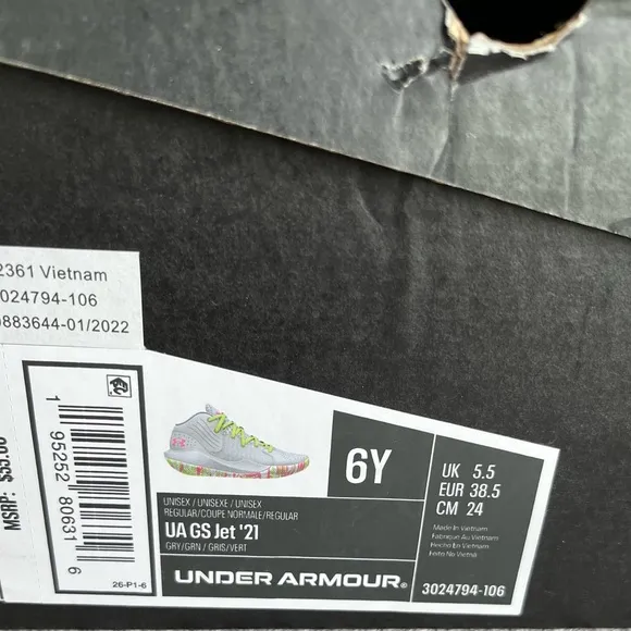 Under Armour Grade School UA Jet '21 Gray Basketball Shoes 6Y