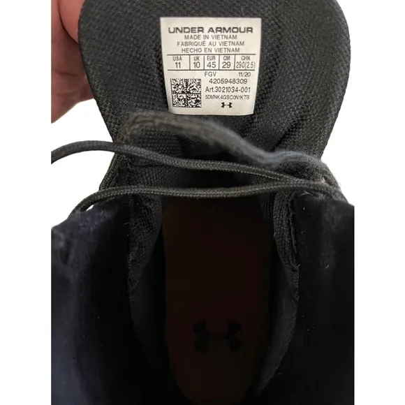 Under Armour Hiking boots 3021034-001 Valsetz Size 11