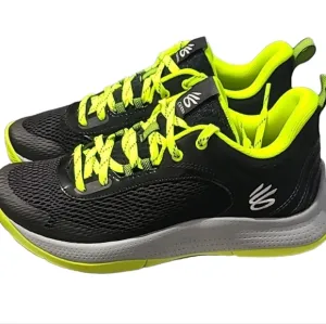 UNDER ARMOUR UNISEX FLORESCENT GREEN AND BLACK ATHLETIC SHOES SIZE 7Y