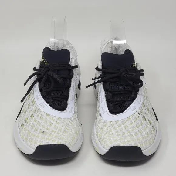 Under Armour Women's Size 5 TriBase Reign 5 Athletic Shoes White 3026022-105 New
