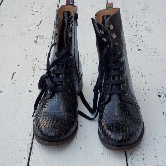 Unity in Diversity Combat Boots Made in Portugal Womens Size EU 40 / US 9 NEW