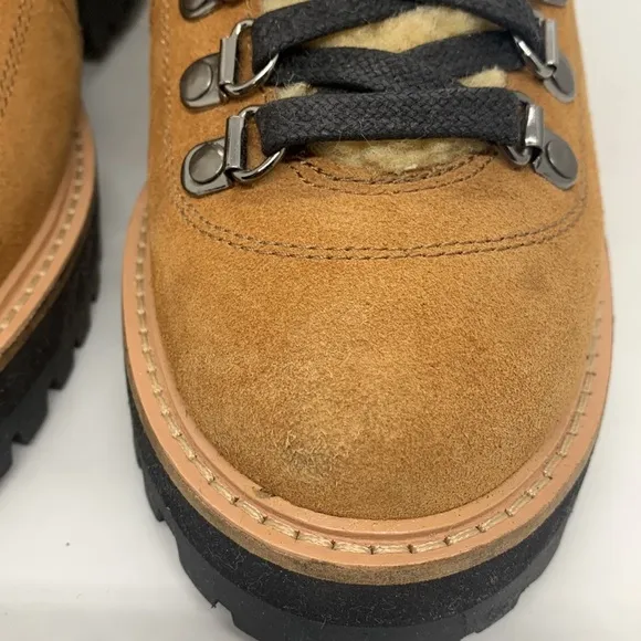 Urban Outfitters Bailey Sherpa Hiker Boots Brown 7 Casual Lumberjack Cabin Cozy