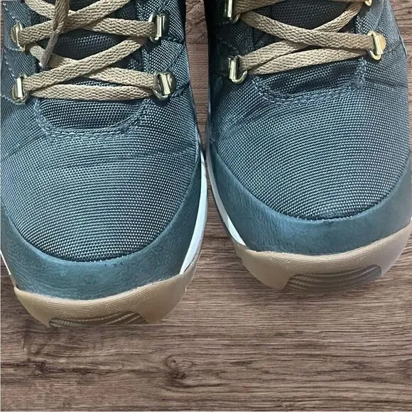 Urban Outfitters The North Face Woman’s Hiking Boots Gorpcore Out Door Sz 6.5 Ex