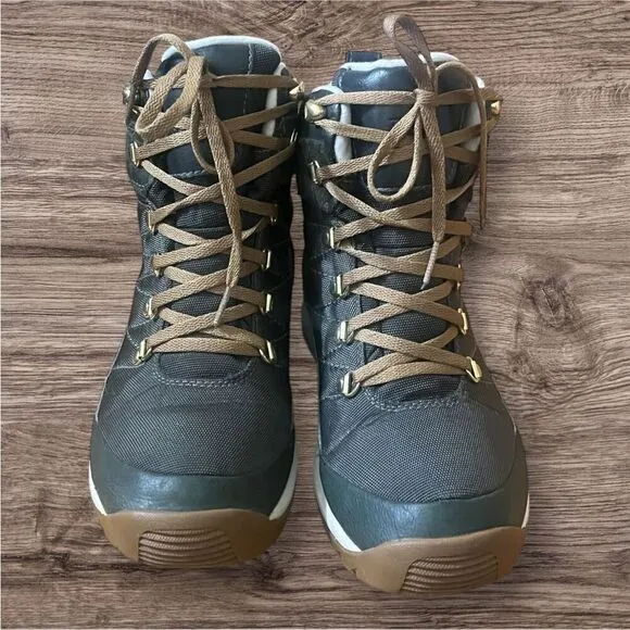 Urban Outfitters The North Face Woman’s Hiking Boots Gorpcore Out Door Sz 6.5 Ex
