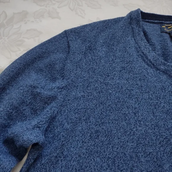 V-neck italian wool blend boyfriend sweater