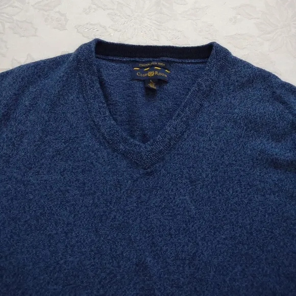 V-neck italian wool blend boyfriend sweater