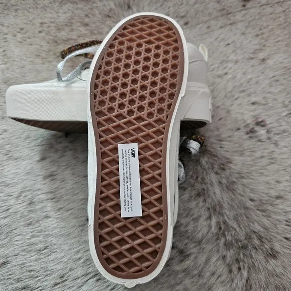 Vans Knu Stack Women's Platform Shoes Vintage Suede in Marshmallow NEW