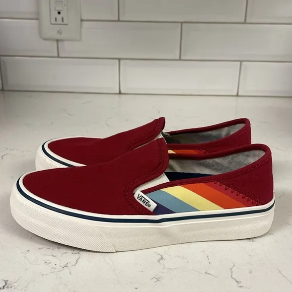 Vans Slip-On SF Rad Rainbow Unisex Men’s 4 - Women’s 5.5 Worn 4-5 Times