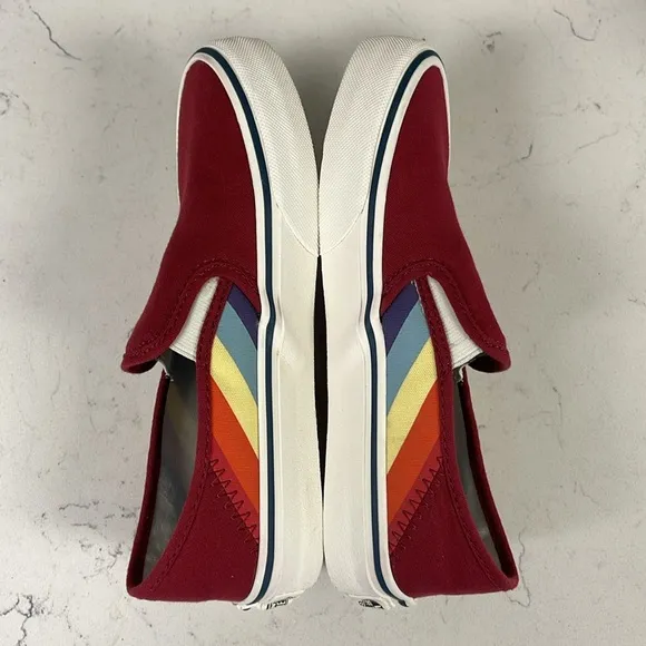 Vans Slip-On SF Rad Rainbow Unisex Men’s 4 - Women’s 5.5 Worn 4-5 Times