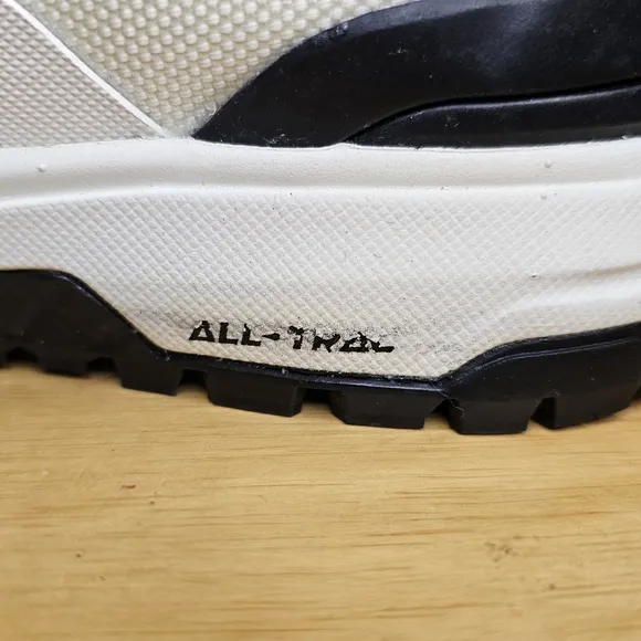 Vans Ultrarange Exo Hi Mte2 Marshmallow/BlackVN0A4BVSKIGSneakers Boots