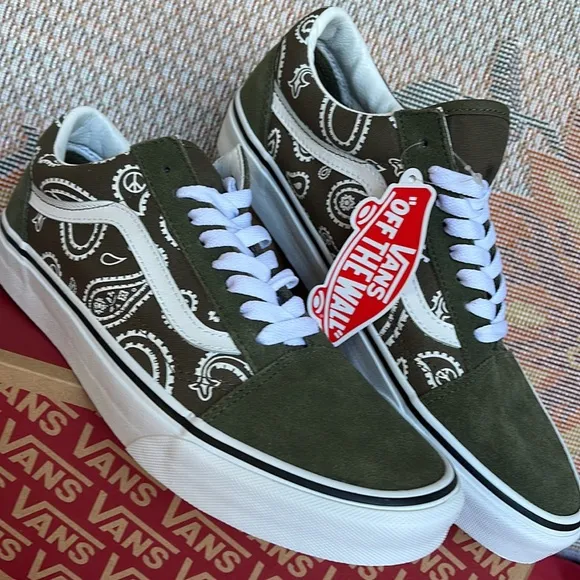 Vans WMNS Old Skool(Peace Paisley) Grape Leaf VN0A5KRFBOF sneakers