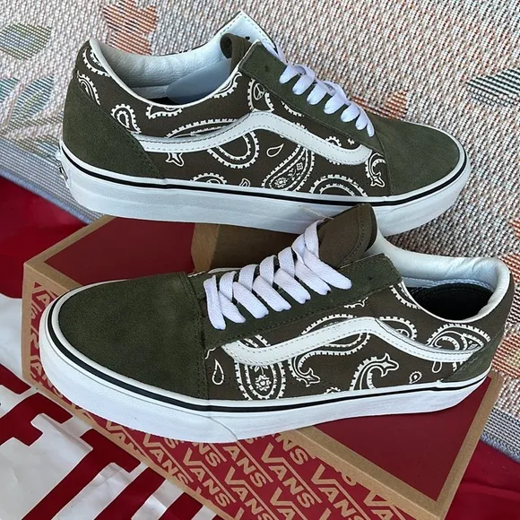 Vans WMNS Old Skool(Peace Paisley) Grape Leaf VN0A5KRFBOF sneakers