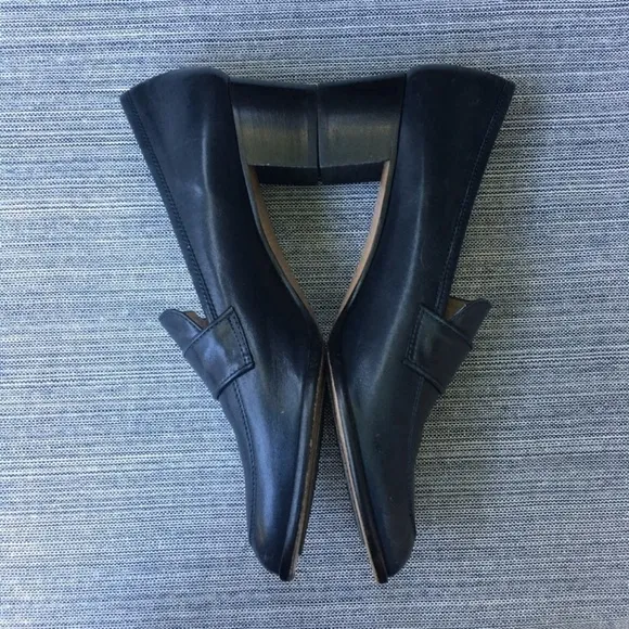 VARDA Heeled Leather Loafers Blue Size 12
