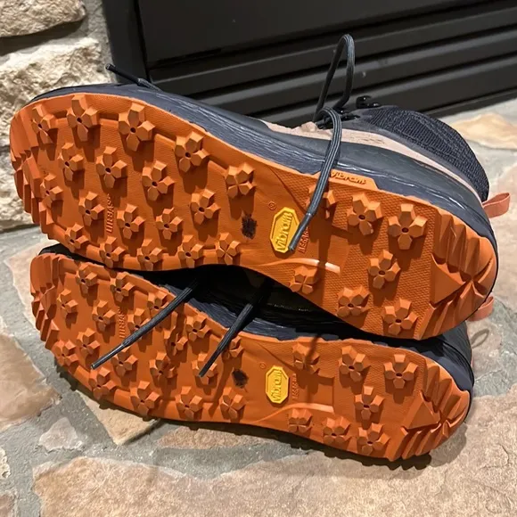 Vasque Men's Breeze Waterproof Mid LT NTX Hiking Boots Size 9, Walnut