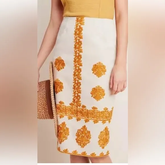 Verona embroidered pencil skirt