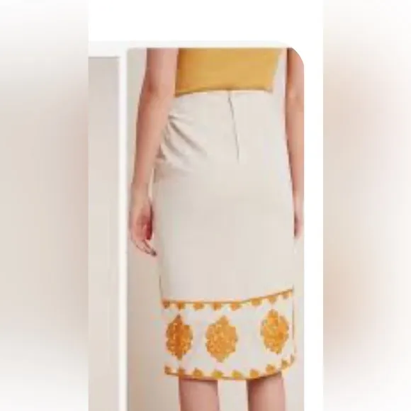 Verona embroidered pencil skirt