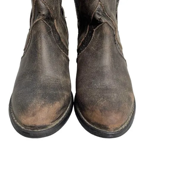 Very Volatile cut out distressed western ankle boots Sz 7 boho leather