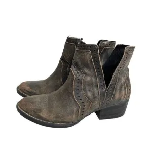 Very Volatile cut out distressed western ankle boots Sz 7 boho leather