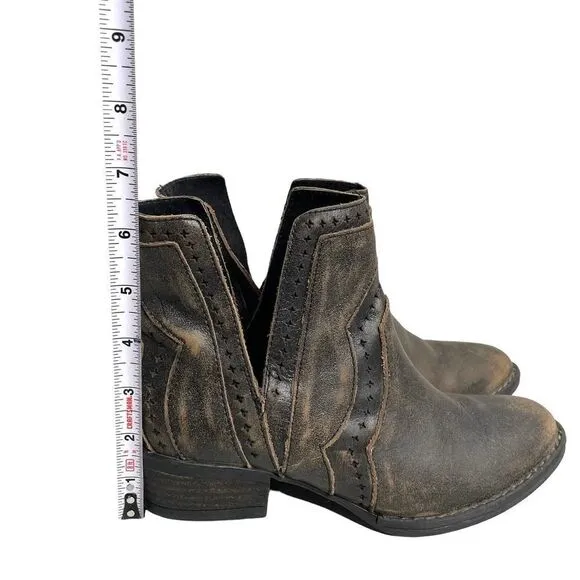 Very Volatile cut out distressed western ankle boots Sz 7 boho leather