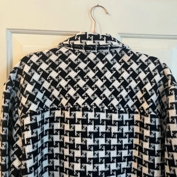 🌸Veveret Houndstooth Jacket🌸