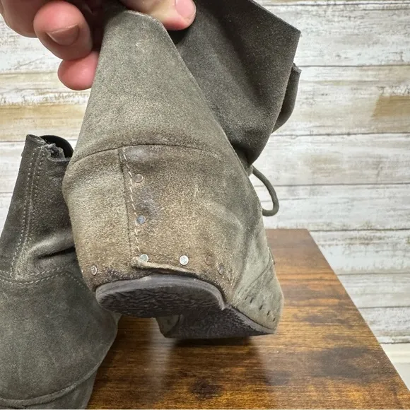 Vialis Chelsea Size 39 Taupe Lace Up Suede Wedge Ankle Boots Casual Closed Toe
