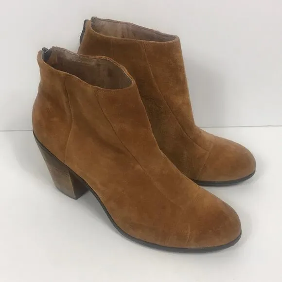 Vince Camuto Graysen Ankle Boot.