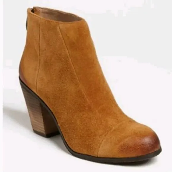 Vince Camuto Graysen Ankle Boot.
