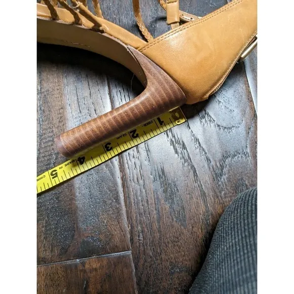 Vince Camuto Nwob Ariah Sandals‎ sz 9