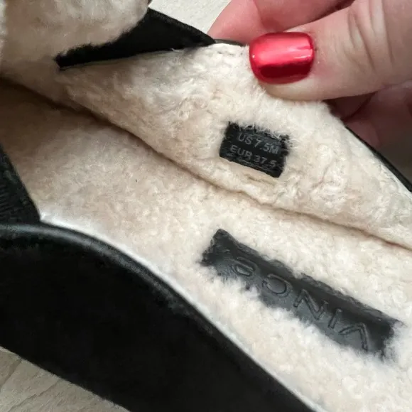 Vince Garvey Suede Shearling Lined Mules Shoes in Black, size 7.5