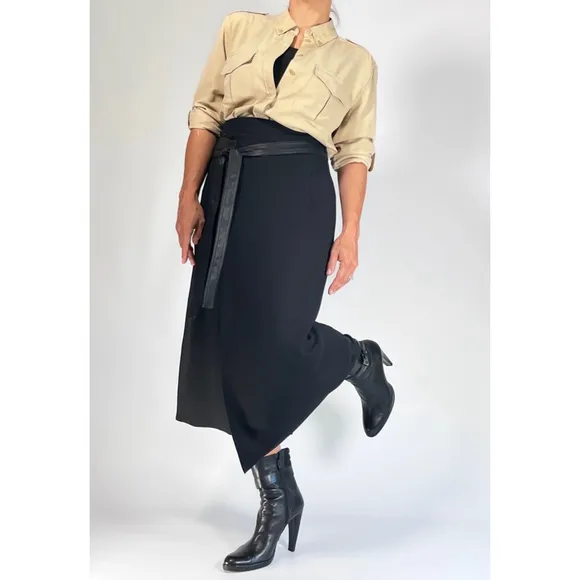 VINCE Womens skirt Black Wrap Style Modern Size 4 CA34460