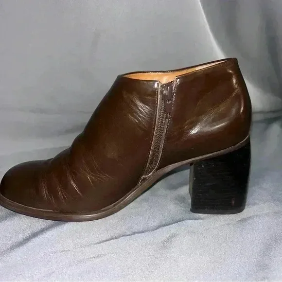 Vintage 90 Etienne Aigner All Leather Walnut Brown Chunky Heel Rounded Boot 6.5