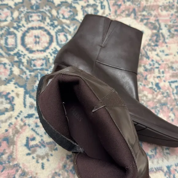 Vintage 90’s Bass Brown Leather Ankle Boots Size 10 Retro Streetwear Square Toe