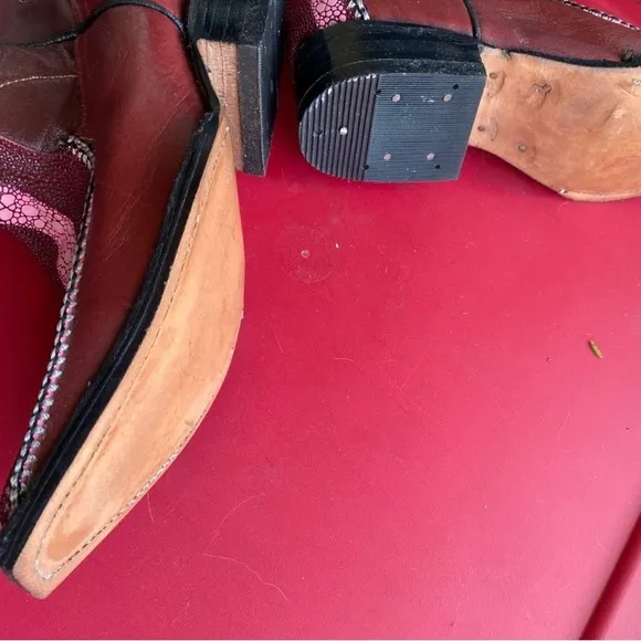 Vintage custom cowboys boots made in Mexico