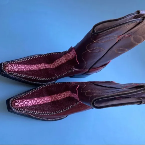 Vintage custom cowboys boots made in Mexico