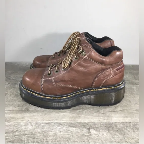 Vintage Docs Dr. Martens 9868 Brown Leather Women's Combat Punk Boots UK 5 US 7