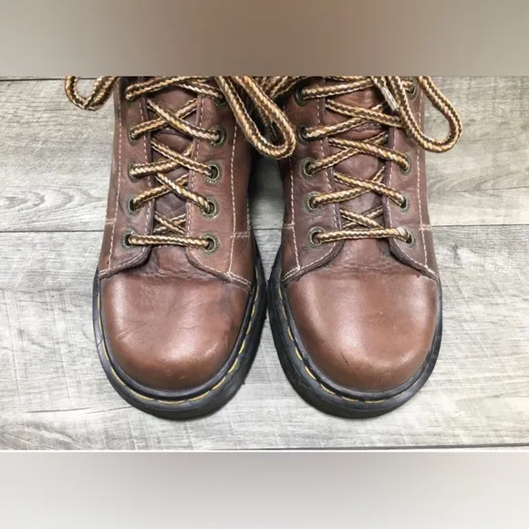 Vintage Docs Dr. Martens 9868 Brown Leather Women's Combat Punk Boots UK 5 US 7