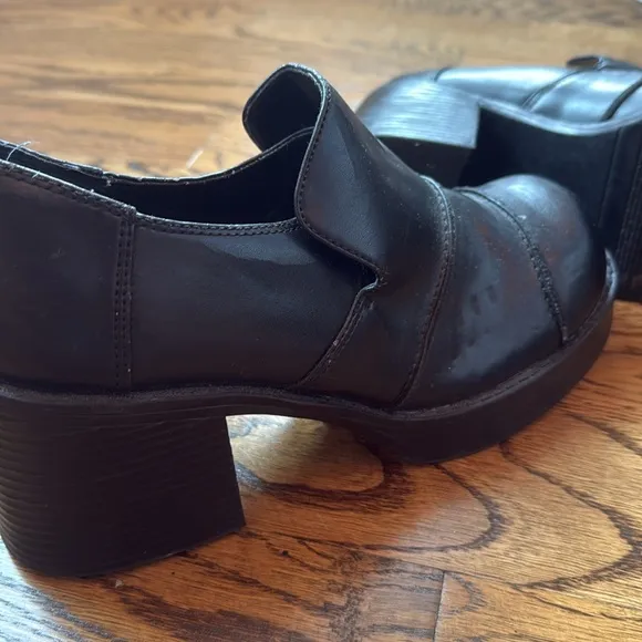 Vintage Mudd Black platform Leather Women's Shoes