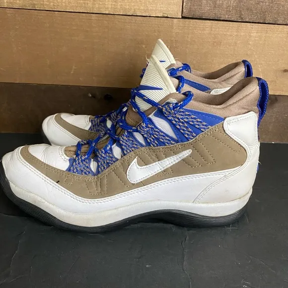 Vintage rare Nike sport shoes women’s‎ 8