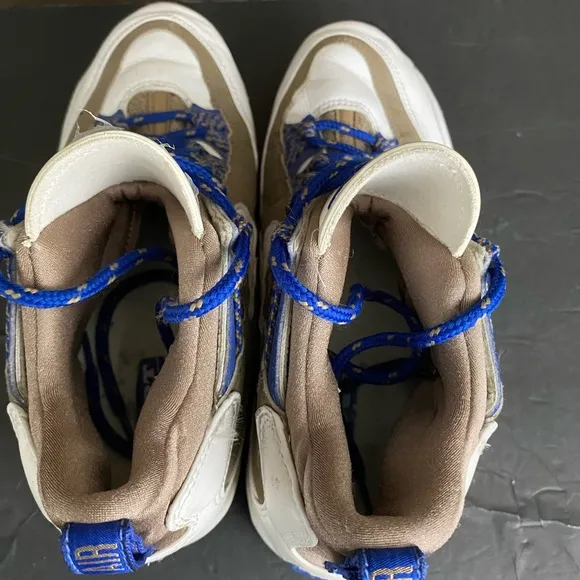 Vintage rare Nike sport shoes women’s‎ 8