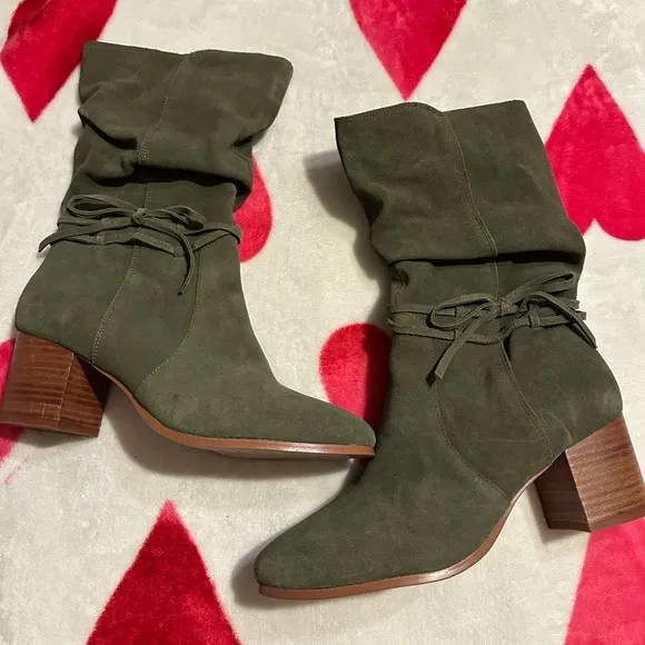 Violet &amp; Red Janine Tall Shaft Suede Boots in Olive